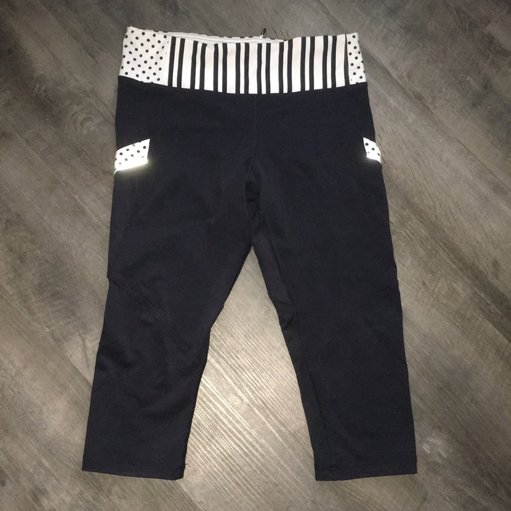 💯auth LULULEMON run crop pant - limited edition 6